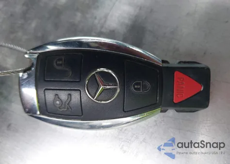 2015 Mercedes-Benz C 300 Sport из США, поврежденный, VIN 55SWF4JB5FU052605